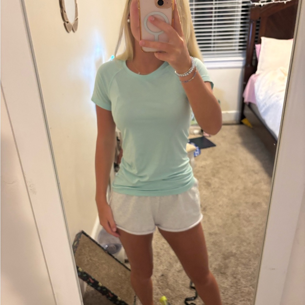 Lululemon Swiftly Tech